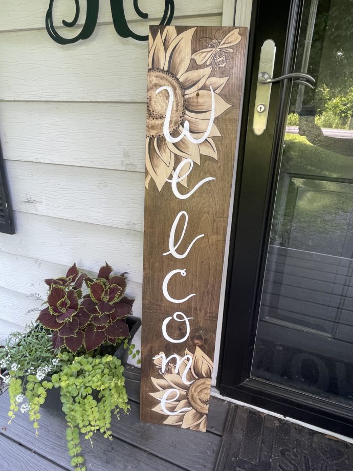 Sunflowers and Bees Porch Leaner 4' Welcome Sign (double sided)