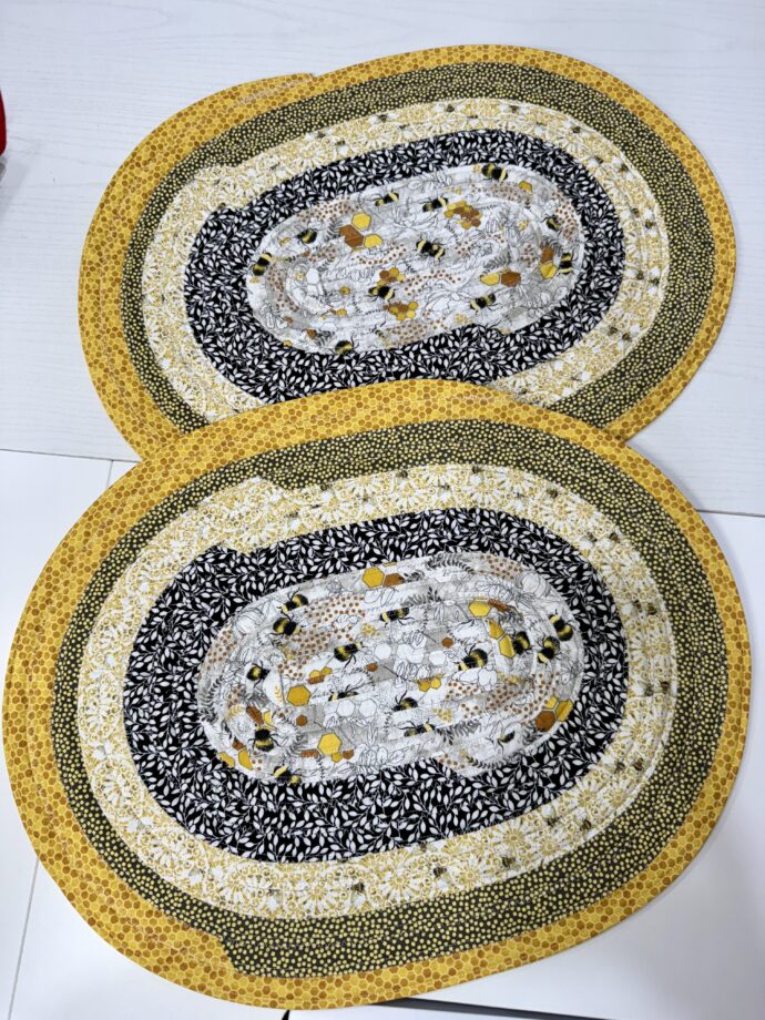 Bee Yellow Pattern Placemats - Image 2
